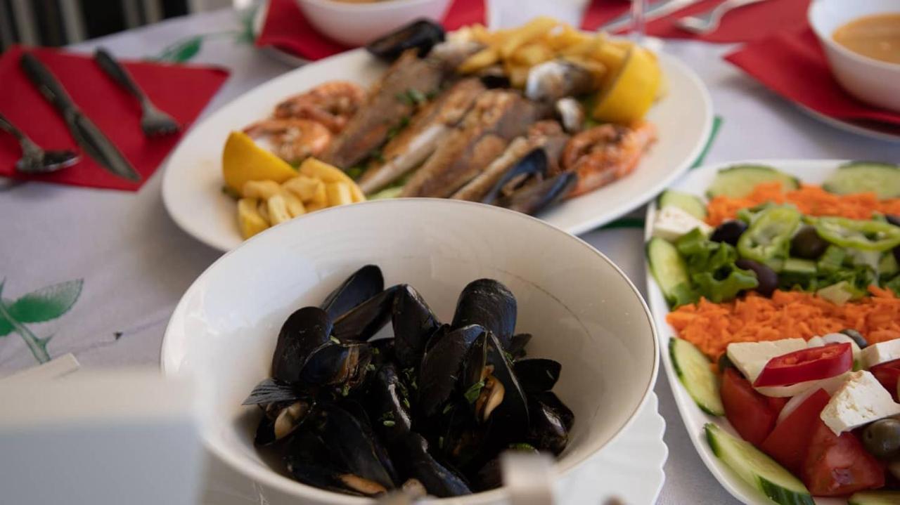 Hotel Klebrido Durrës 外观 照片