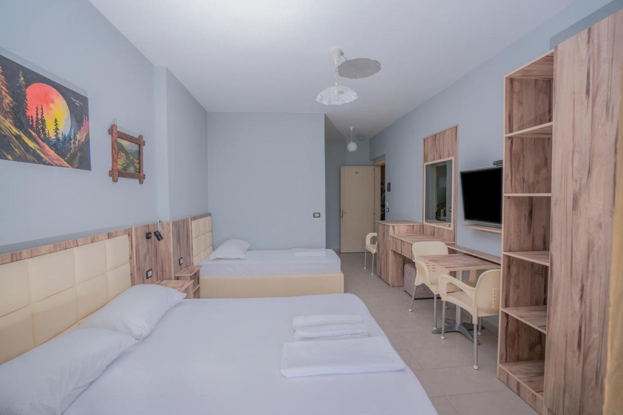 Hotel Klebrido Durrës 外观 照片