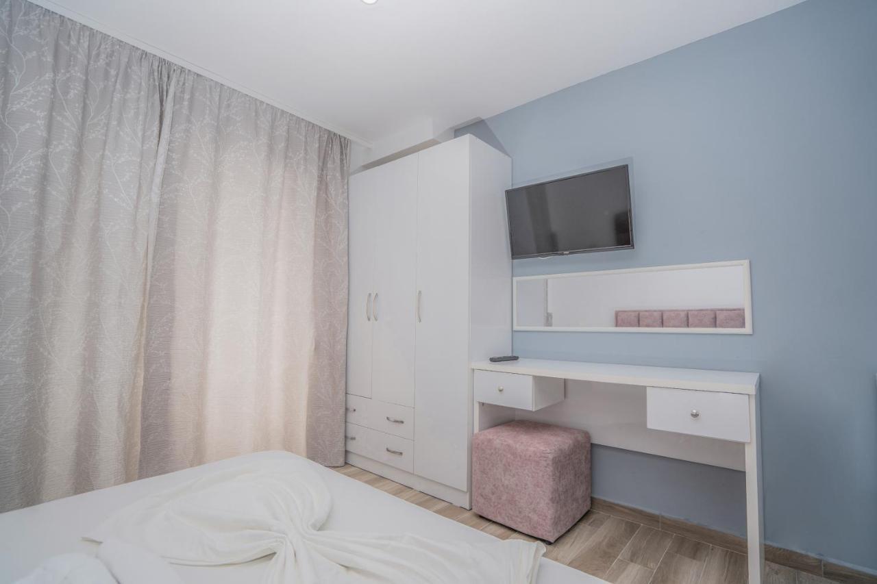 Hotel Klebrido Durrës 外观 照片