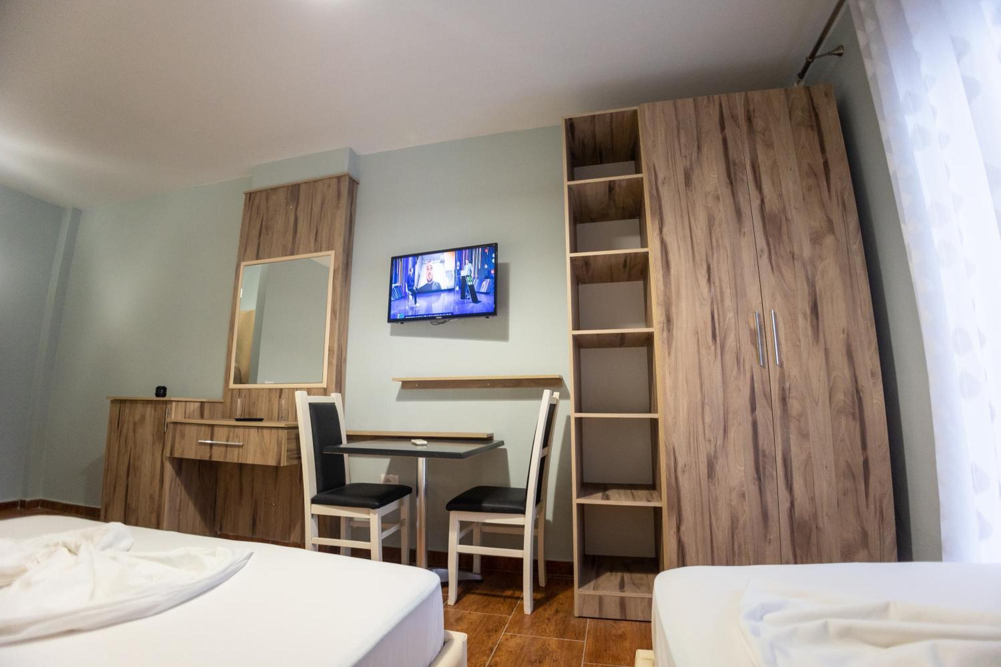 Hotel Klebrido Durrës 外观 照片
