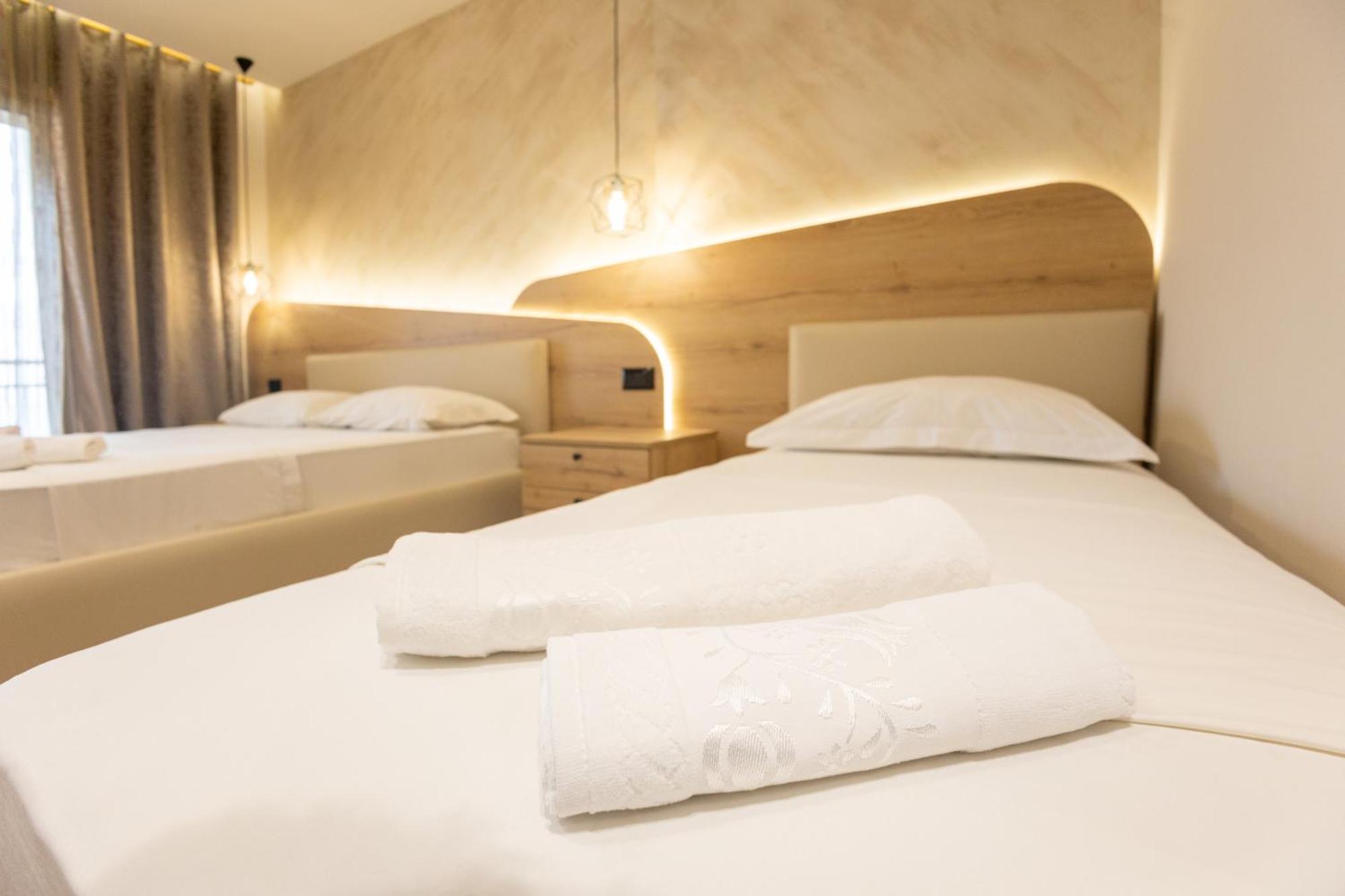 Hotel Klebrido Durrës 外观 照片