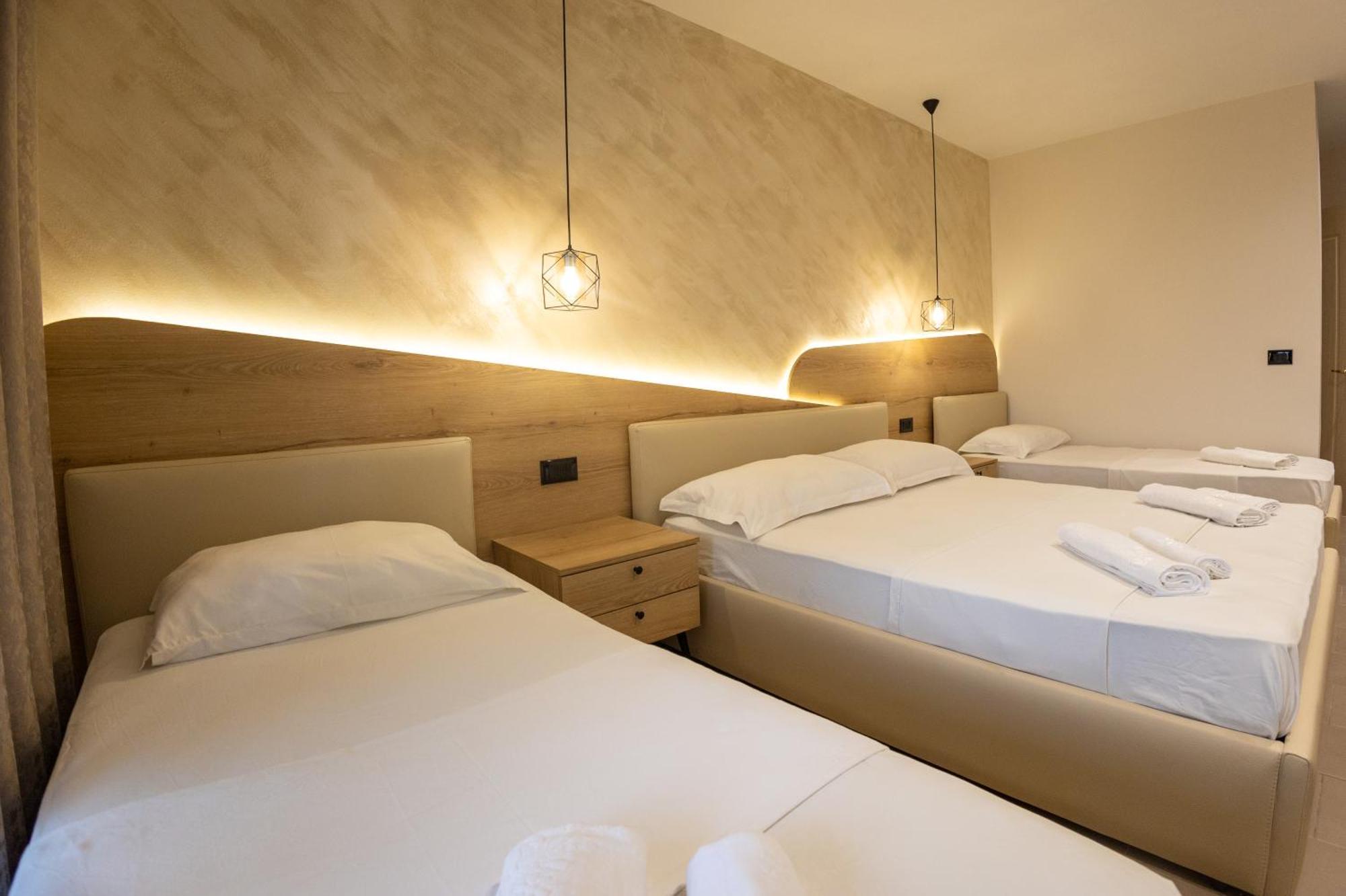 Hotel Klebrido Durrës 外观 照片