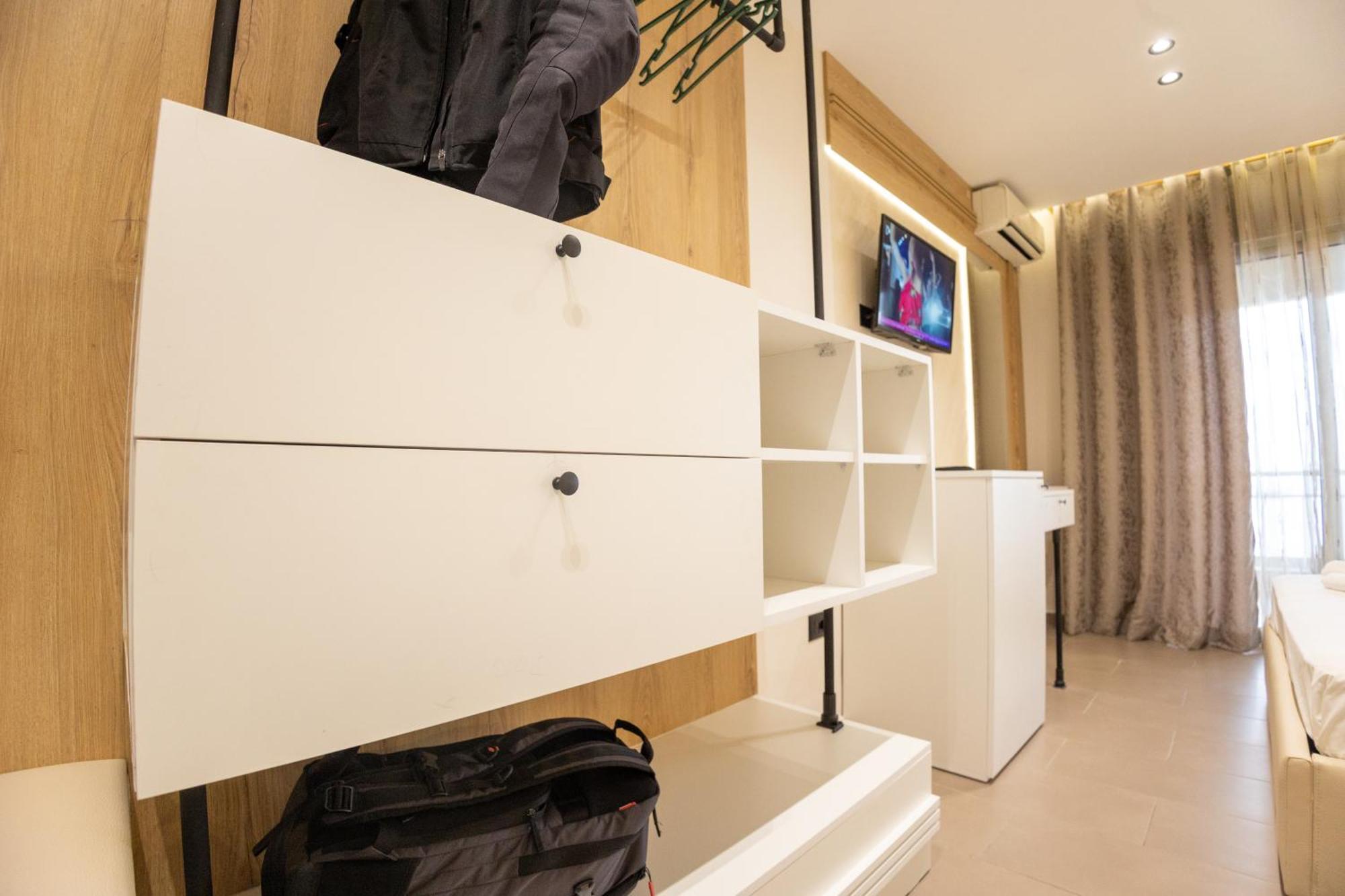 Hotel Klebrido Durrës 外观 照片