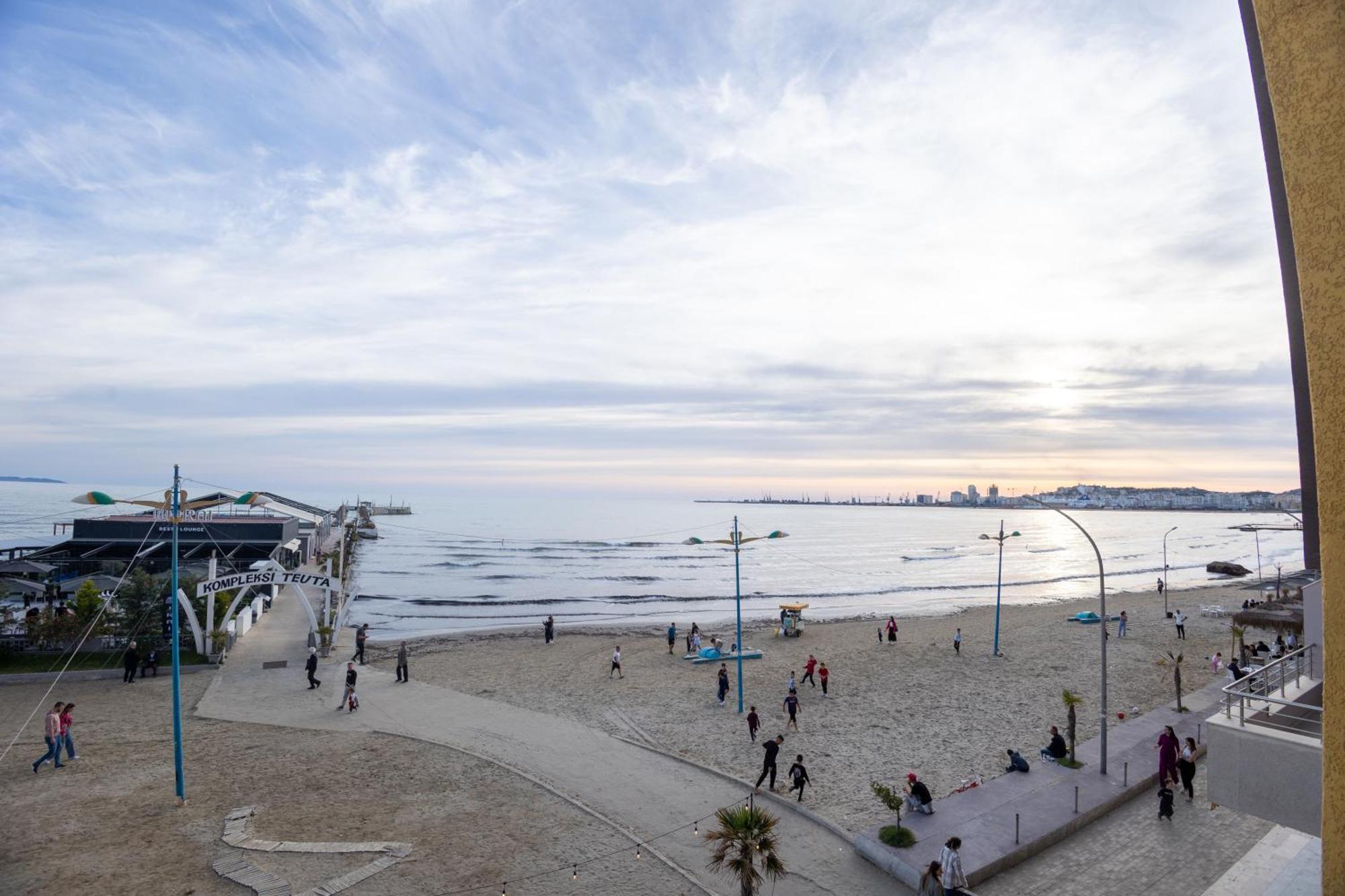 Hotel Klebrido Durrës 外观 照片
