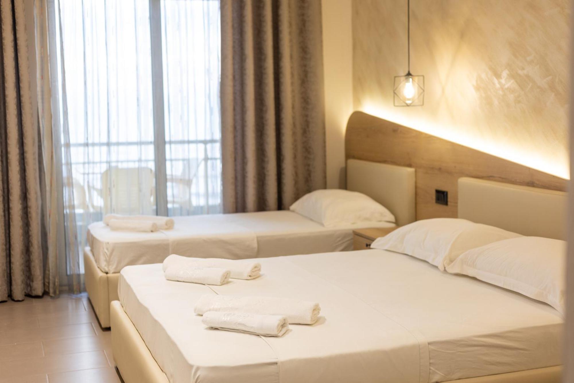 Hotel Klebrido Durrës 外观 照片