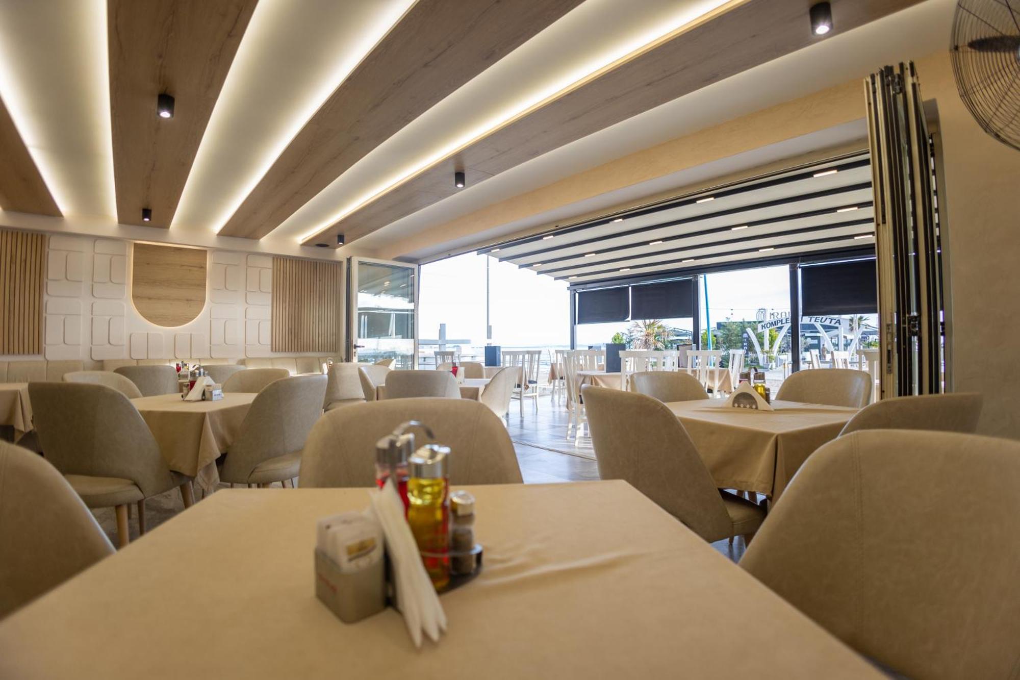 Hotel Klebrido Durrës 外观 照片