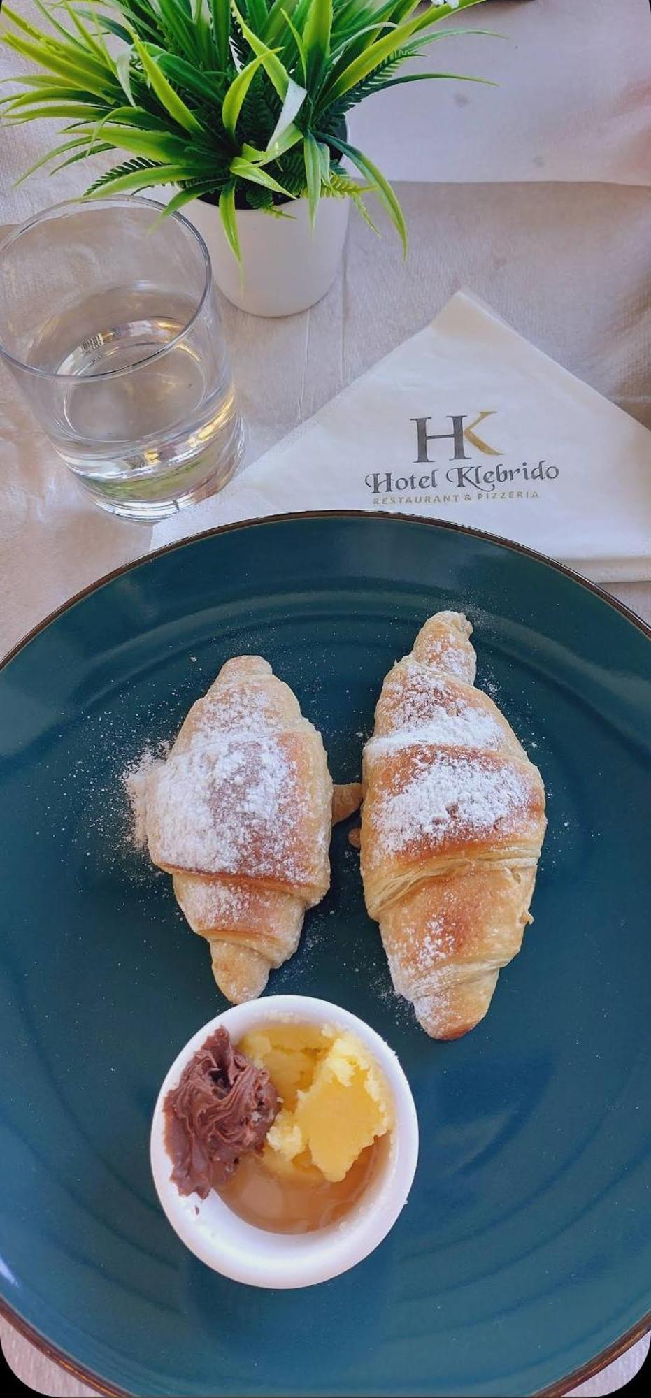 Hotel Klebrido Durrës 外观 照片