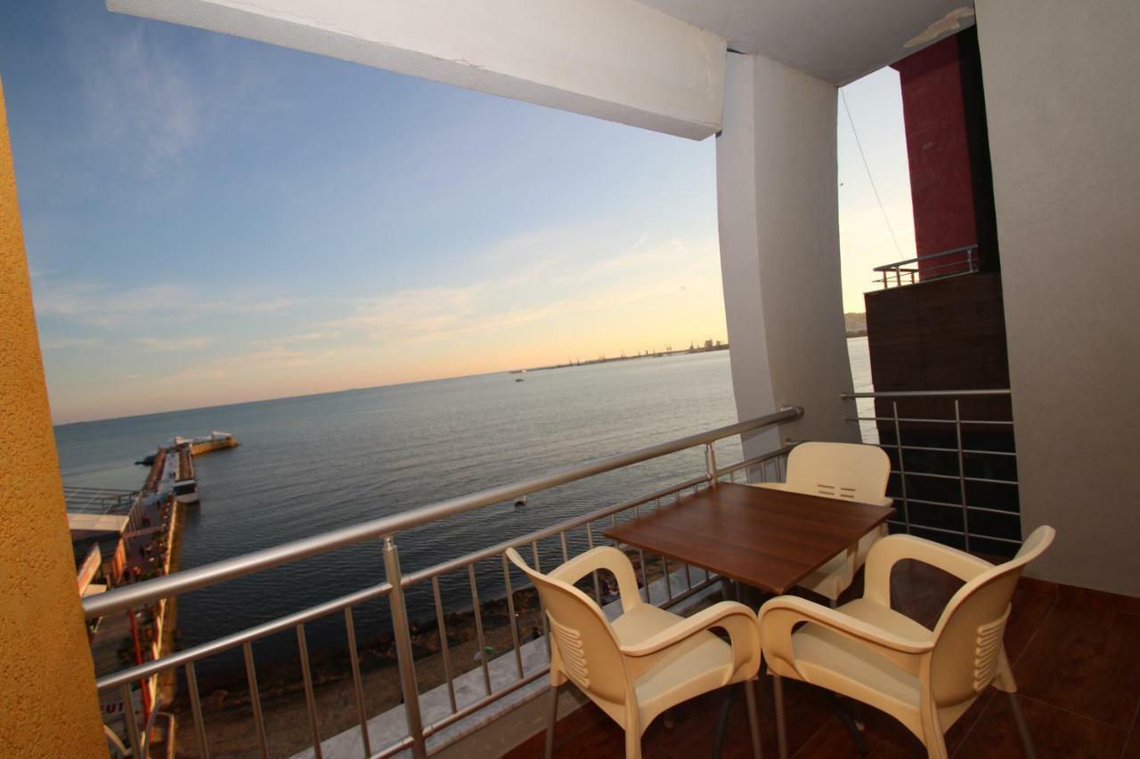 Hotel Klebrido Durrës 外观 照片